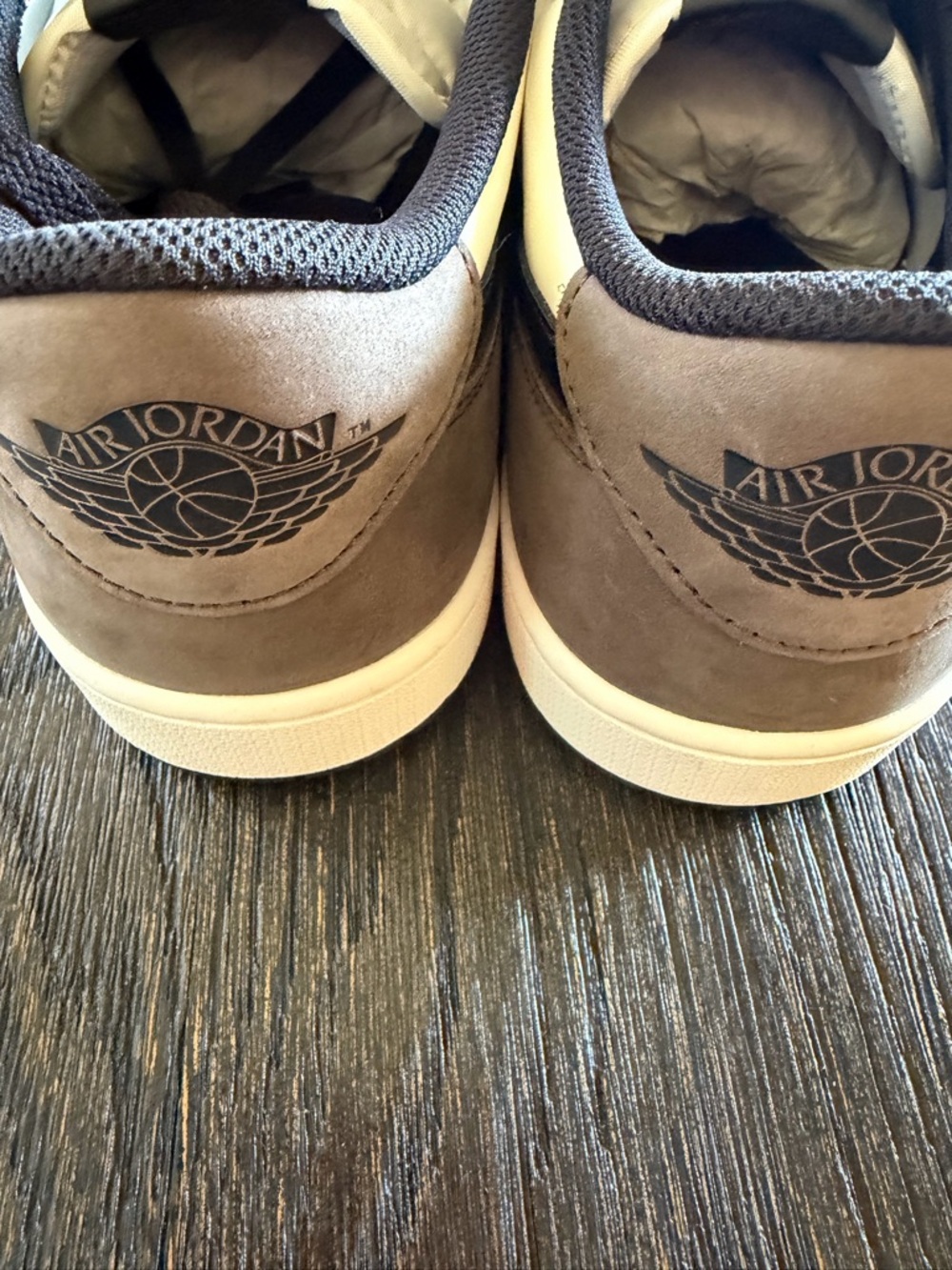 Air Jordan Retro 1 OG Low Mocha Size 12 - new - Picture 7 of 10